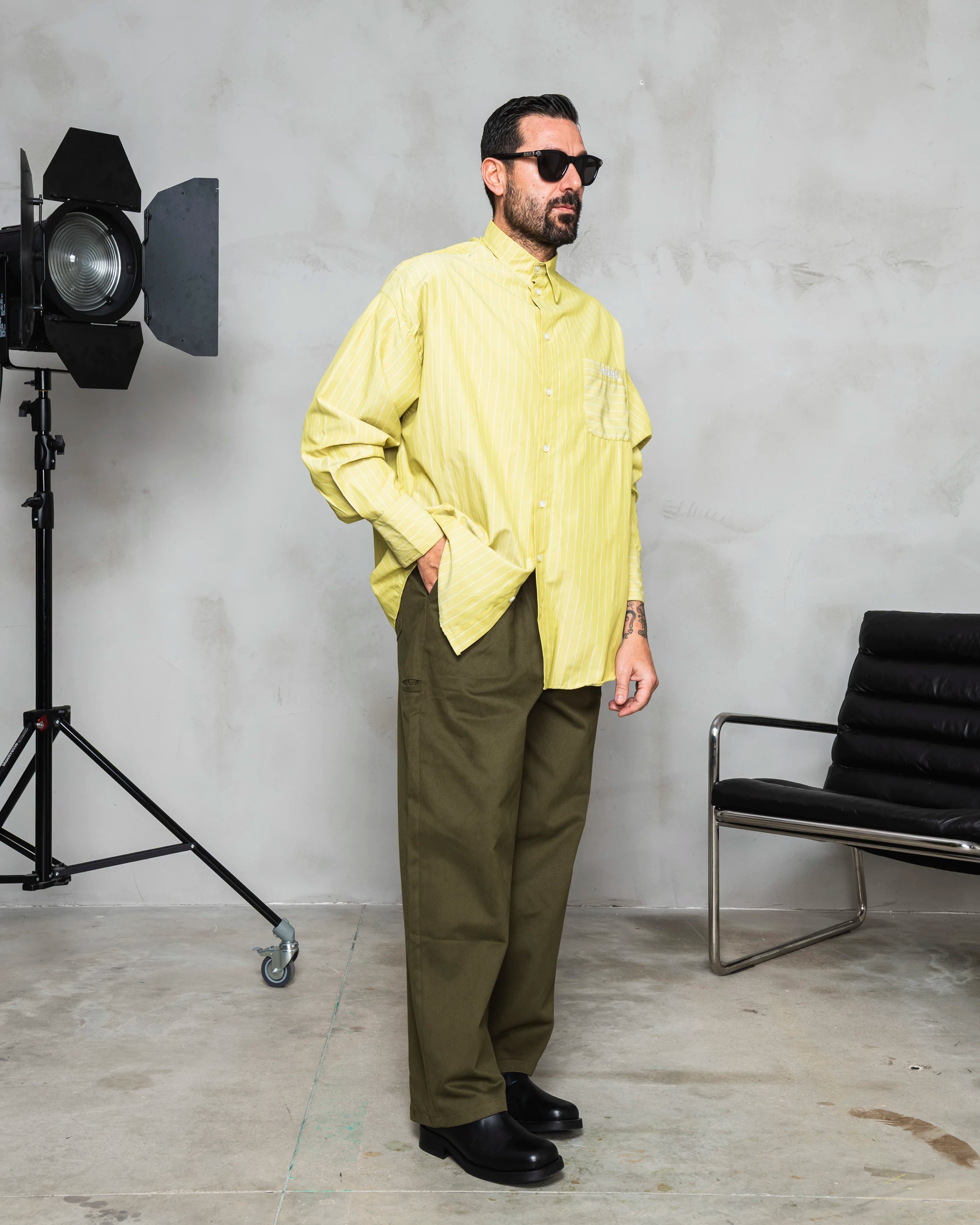 LOOK - Minimal Striped Shirt